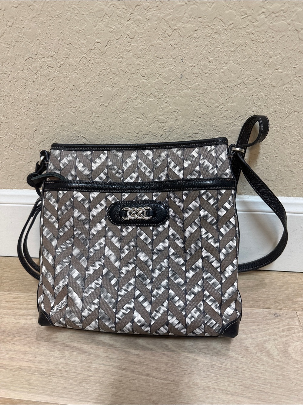 Brighton journey interlock purse